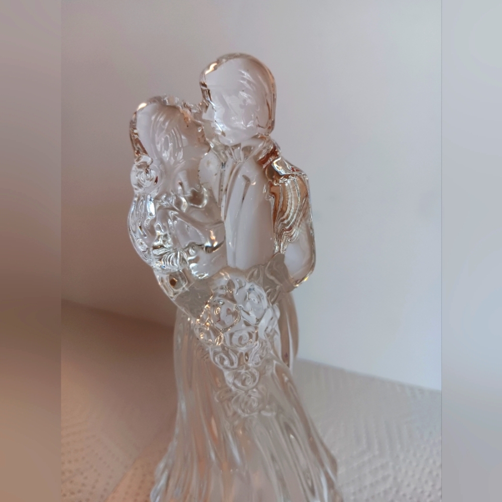 Priness House Crystal Bride & Groom Cake Topper